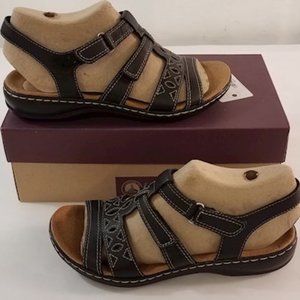 Clarks Leisa Apple Leather Sandals Low Heel 8.5W